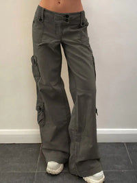 Stylish Comfort In Versatile Cargo Pants