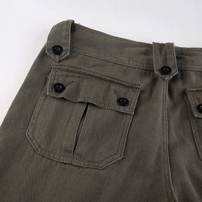 Stylish Comfort In Versatile Cargo Pants